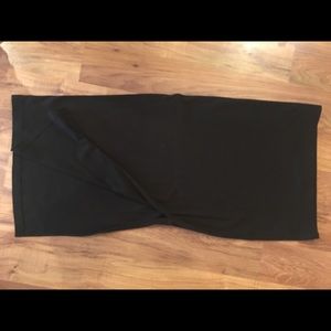 Black shin length cotton skirt